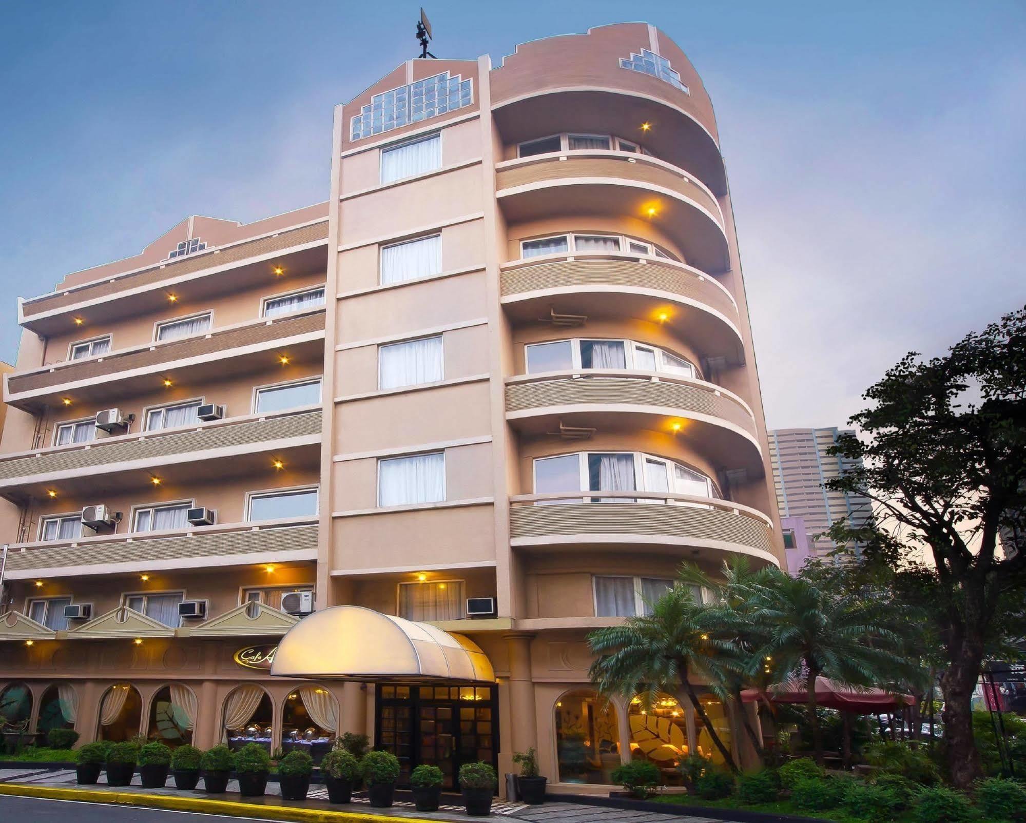 Best Western Hotel La Corona Manila Exterior photo